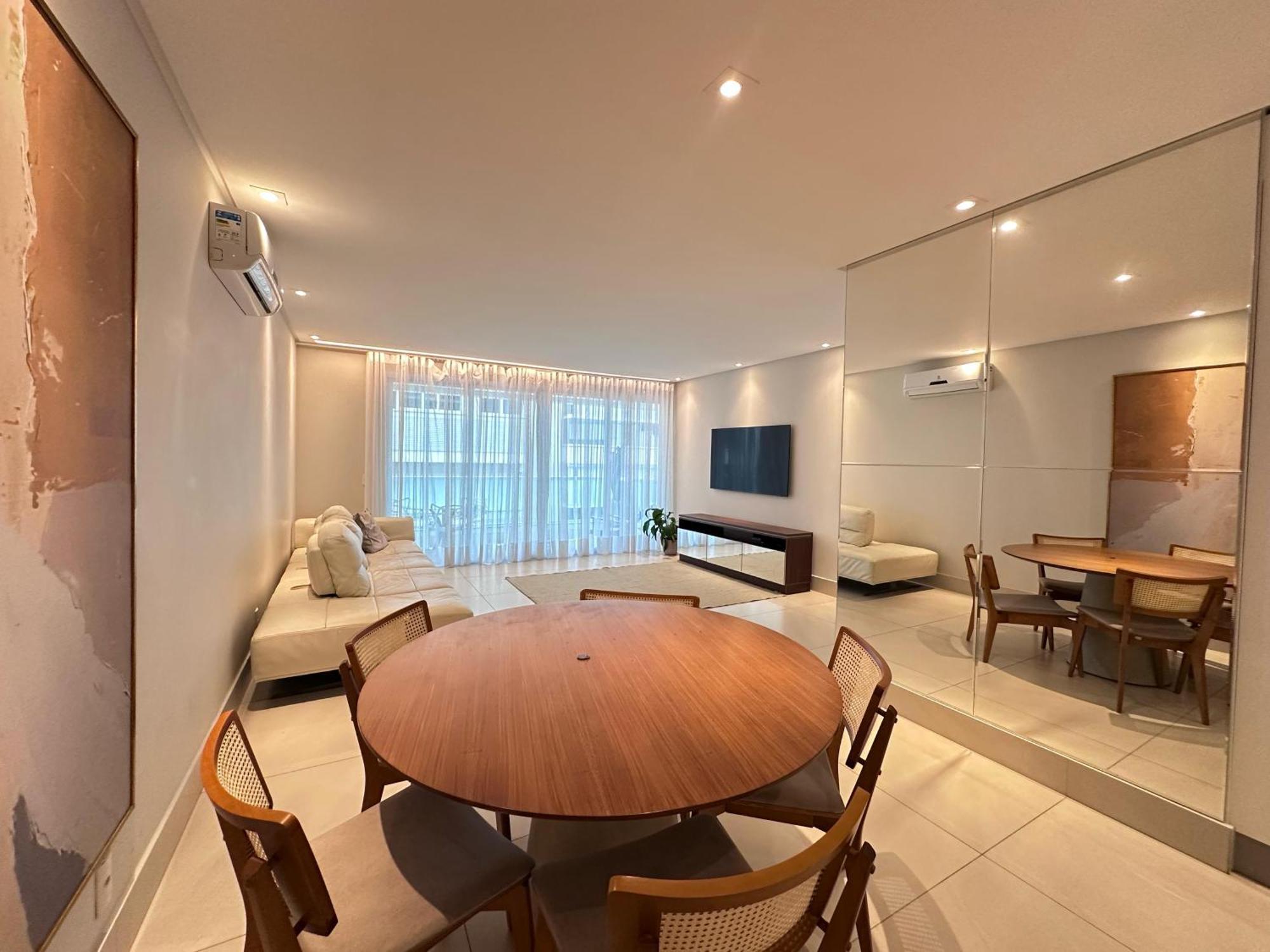 Apartment Jurere Romane *